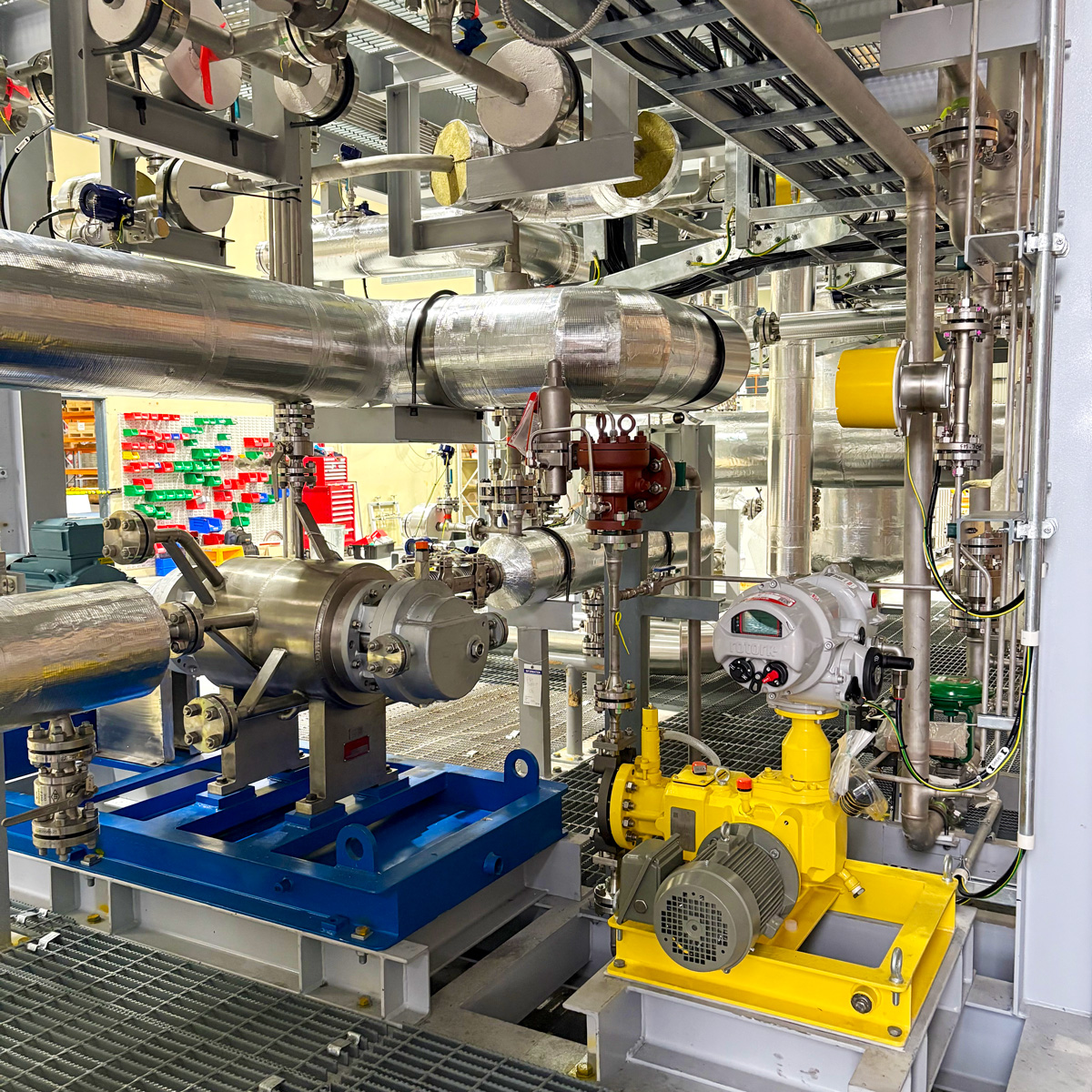 home_right-pilot_plant-img0339-carbon280-web